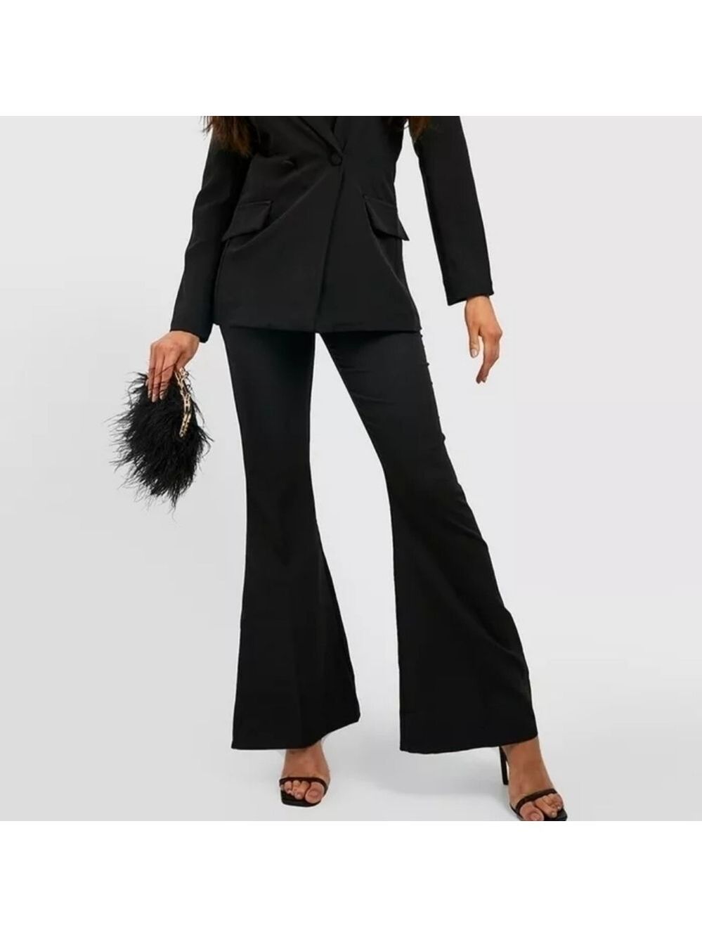 12 - Boohoo | FIT & FLARE TAILORED TROUSERS